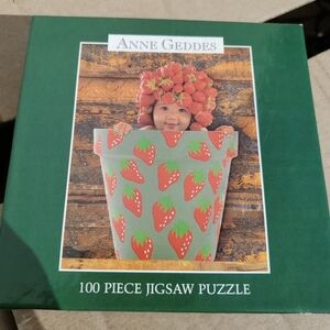 Anne Geddes Strawberry Jigsaw Puzzle - 100 Piece / Vintage 1997